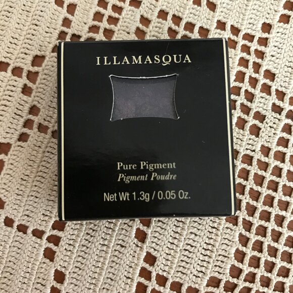 NIB Illamasqua Pure Pigment Eyeshadow in Alluvium - Picture 8 of 12